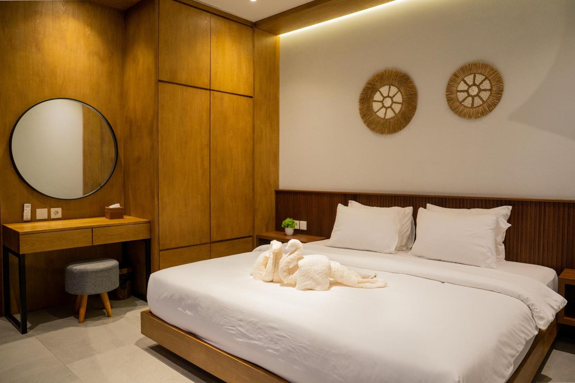 2br Md Villa *